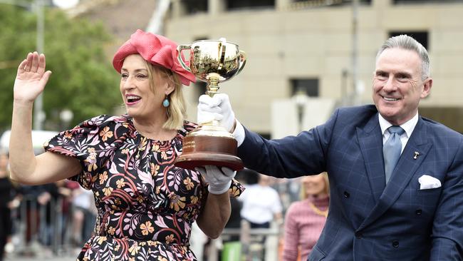 Melbourne Lord Mayor Sally Capp and Victorian Racing Club Chairman Neil Wilson at the 2022 parade. Picture: Andrew Henshaw