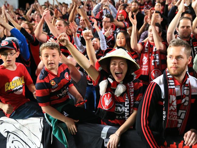 The RBB celebrate the Wanderers win at Pirtek Stadium, Parramatta. (Mark Evans)