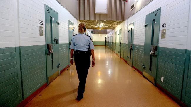 SA Government in push for new laws to give prison guard more scope for ...