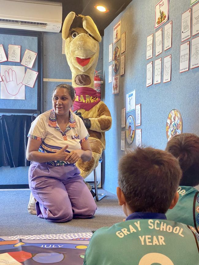 Life Education educator Cissy Johns works with Gray Primary School students using the new Healthy Harold resources, developed to be culturally safe for Aboriginal students.