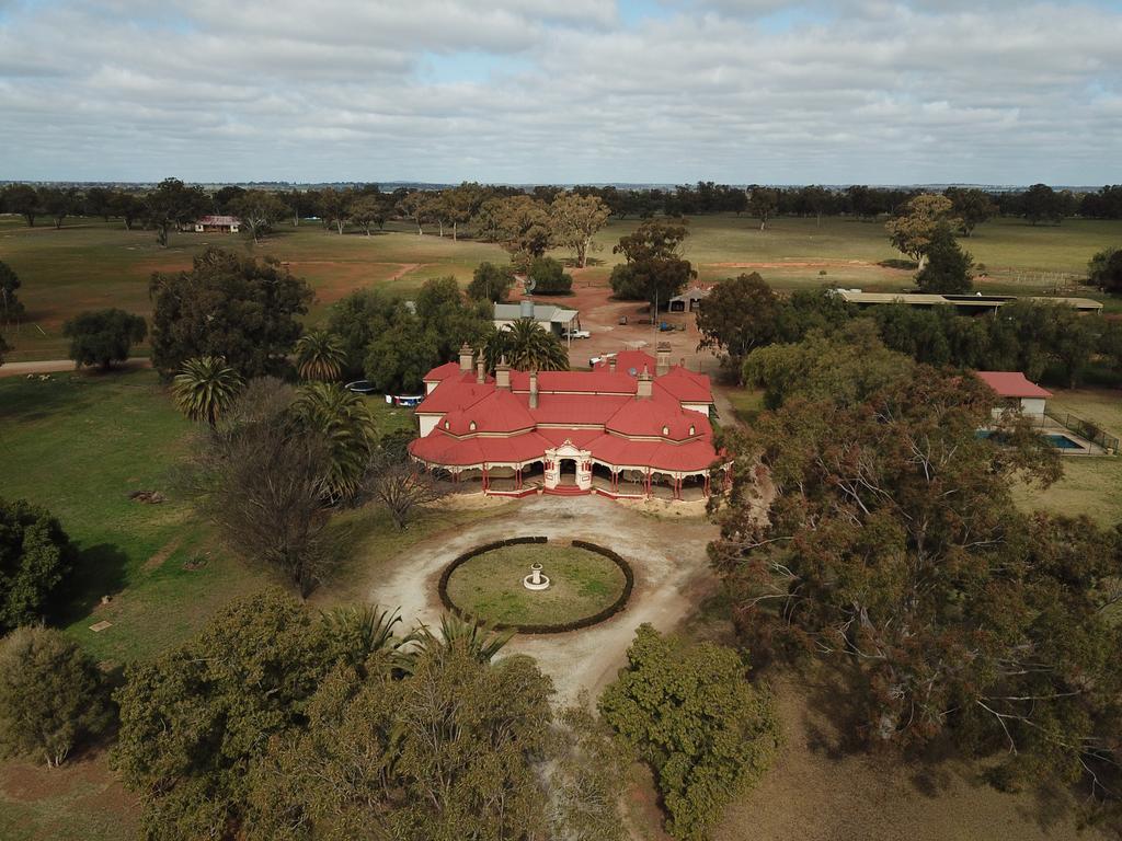 The homestead is set amongst 2ha of irrigated garden.