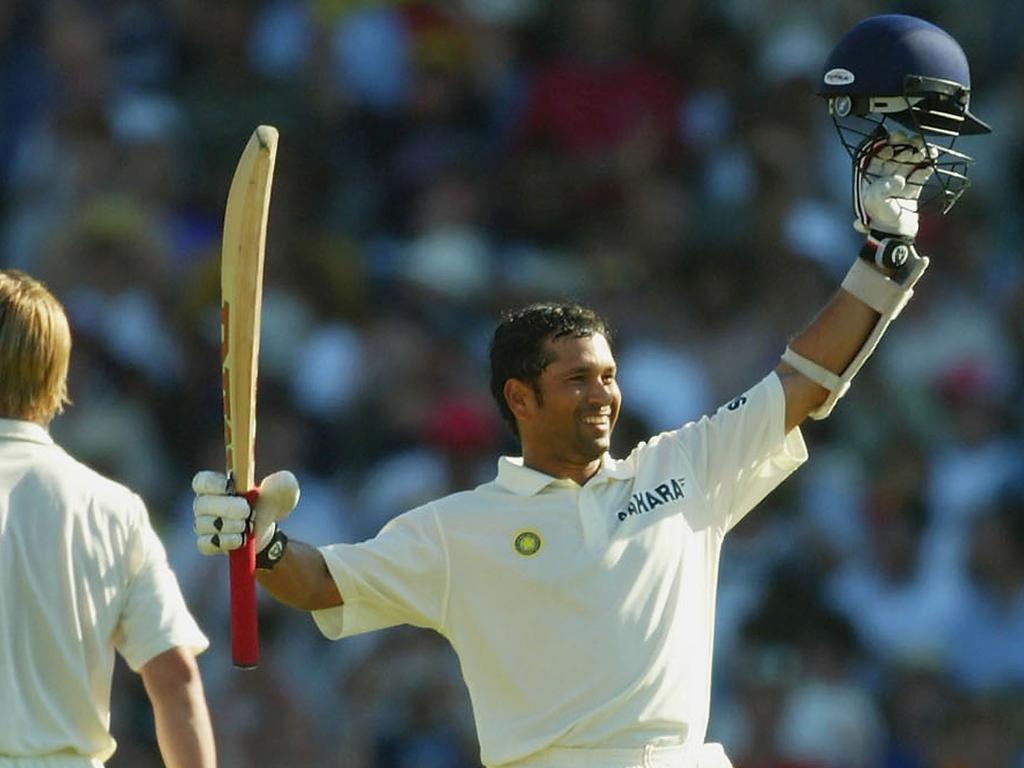 Sachin Tendulkar celebrates his double century at the SCG in 2004. Picture: Daniel Berehulak/Getty Images