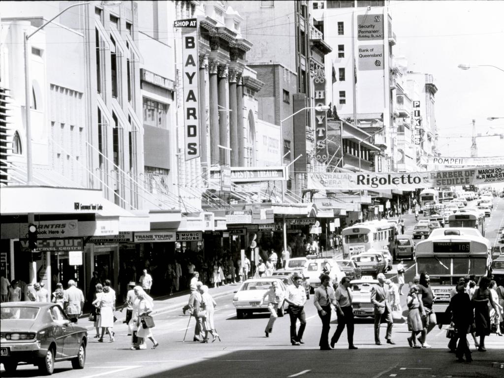 Queen St in pre-mall days