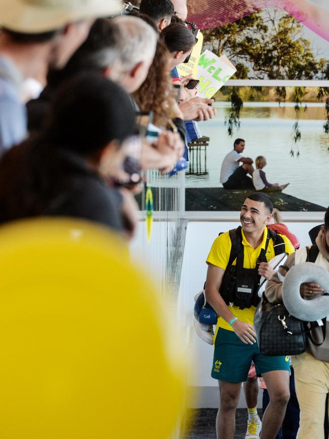 Callum Peters greets fans in Adelaide. Picture: NewsWire / Brenton Edwards