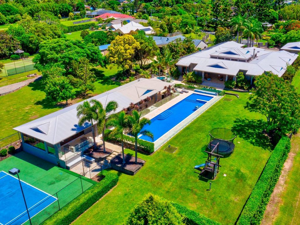 A house in Carrara bought by Gold Coast Mayor Tom Tate and his wife Ruth.