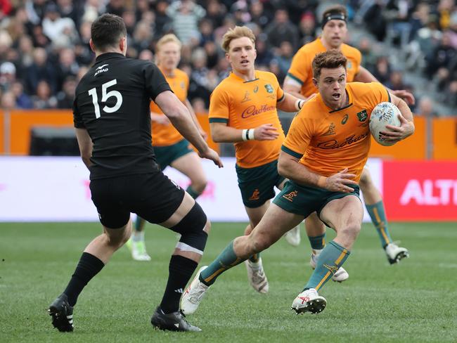 Andrew Kellaway of Australia makes a break. Picture: Peter Meecham/Getty Images.