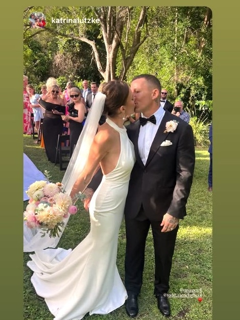 Todd carney and Susie Bradley were hitched in style.