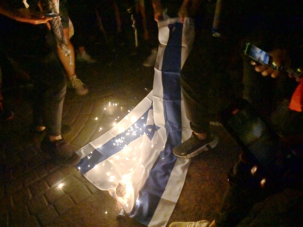 ‘No citizen is safe’ if tide not turned on anti-Semitism