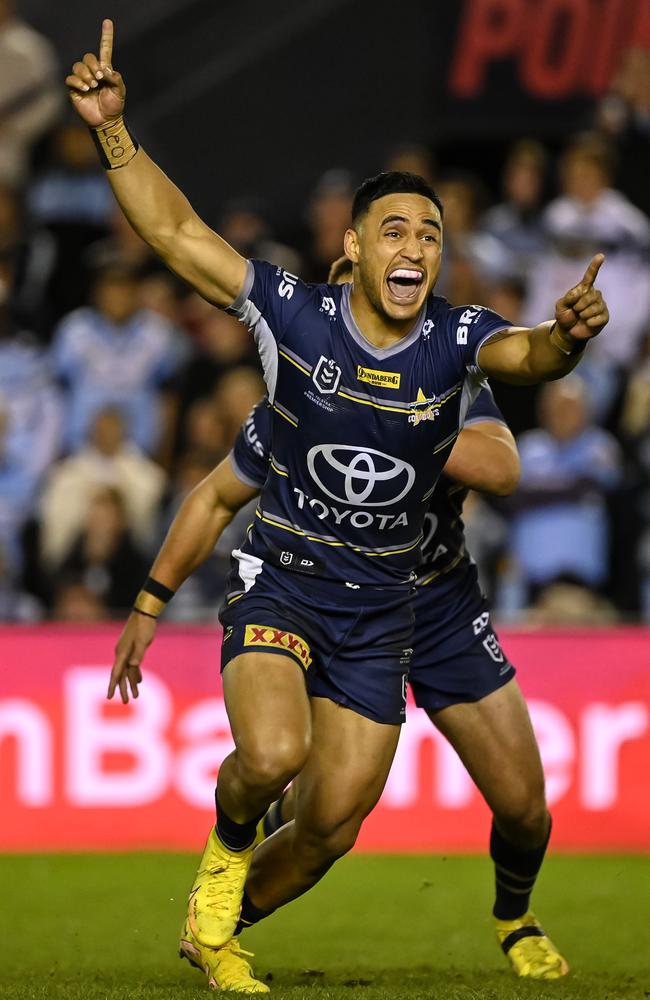 NRL 2022 QF Cronulla-Sutherland Sharks v North Queensland Cowboys - Valentine Holmes, Field Goal. Picture: NRL Photos