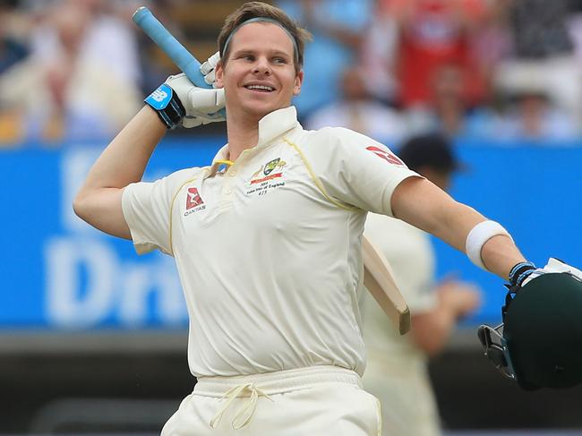 Australia's Steve Smith celebrates reaching his century during play on the fourth day of the first Ashes cricket Test match between England and Australia at Edgbaston in Birmingham, central England on August 4, 2019. (Photo by Lindsey Parnaby / AFP) / RESTRICTED TO EDITORIAL USE. NO ASSOCIATION WITH DIRECT COMPETITOR OF SPONSOR, PARTNER, OR SUPPLIER OF THE ECB