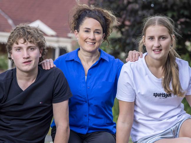 Melbourne mum Kirsten Deckert and her two kids Lachie 15 and Chelsea 13 who have a peanut allergy. Picture by Wayne Taylor 8th March 2023
