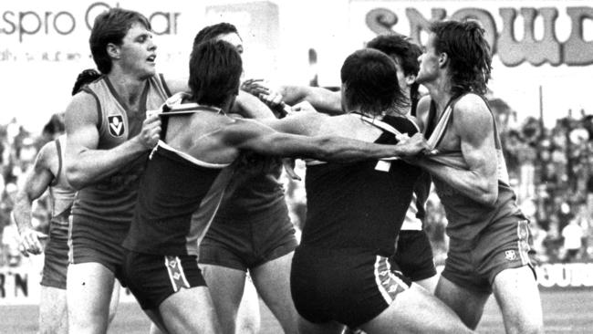 VFL St Kilda v West Coast Eagles in 1989 - Dean Laidley among the players getting very physical during the game.