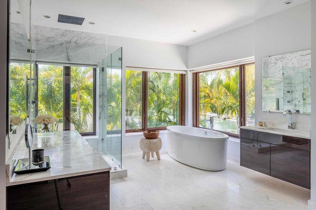 The luxe bathroom. Picture: Realtor/Kris Tamburello for Douglas Elli