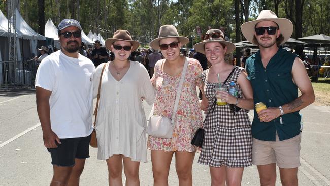 Bronte Tessier, Tyron Boromeo, Ashlyn Boromeo, Kelsey Bruniera and Vofesi Tupou- CMC Rocks 2023 Willowbank Raceway