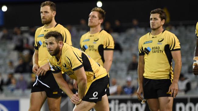 Western Force players react after losing the Round 3 Super Rugby match between the ACT Brumbies and the Western Force at GIO Stadium in Canberra, Friday, March 10, 2017. (AAP Image/Lukas Coch) NO ARCHIVING, EDITORIAL USE ONLY