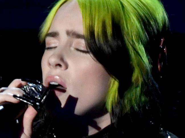 HOLLYWOOD, CALIFORNIA - FEBRUARY 09: Billie Eilish performs onstage during the 92nd Annual Academy Awards at Dolby Theatre on February 09, 2020 in Hollywood, California. (Photo by Kevin Winter/Getty Images)