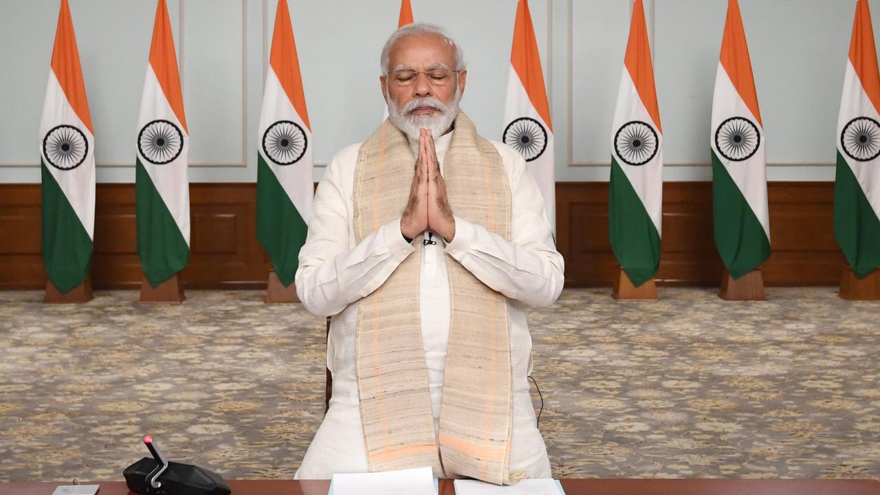 Indian Prime Minister Narendra Modi pays tributes to Indian soldiers killed during a confrontation with Chinese soldiers. Picture: AP