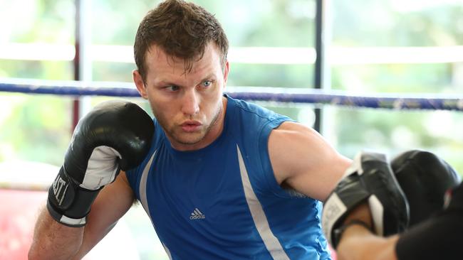 Jeff Horn will have to wait for his US boxing debut.