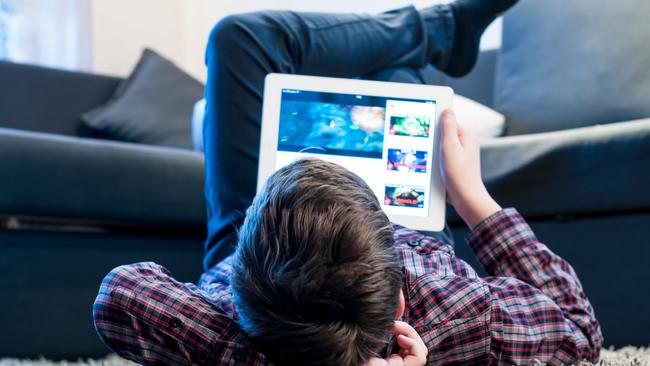 The Foxtel kids app allows parents to take control on how much screentime kids have on portable devices.
