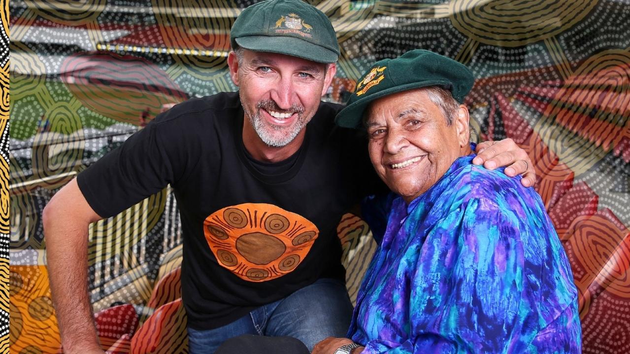 Jason Gillespie and Aunty Faith Thomas.