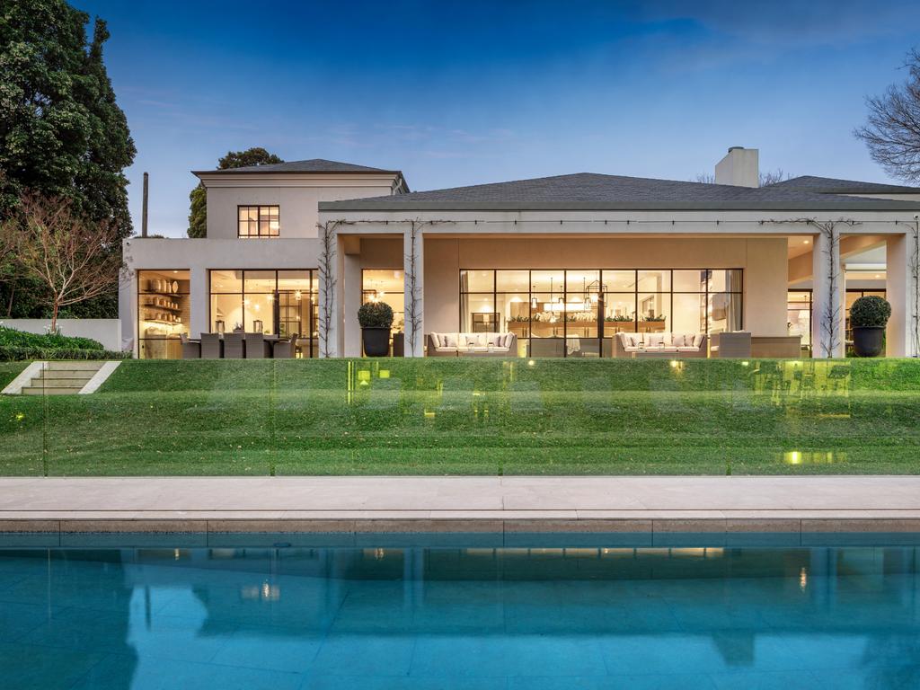 City closes luxury housing gap on rival