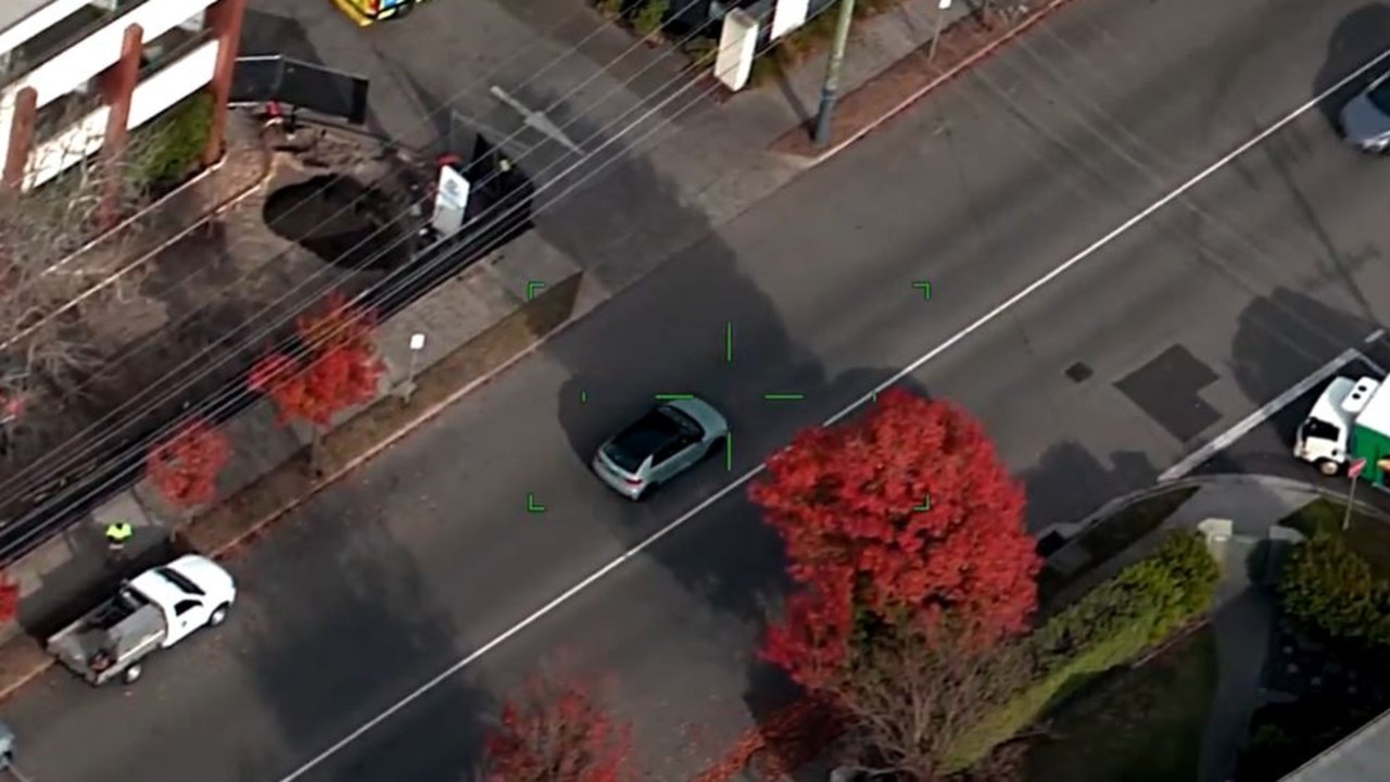Man arrested following Mount Waverley car chase