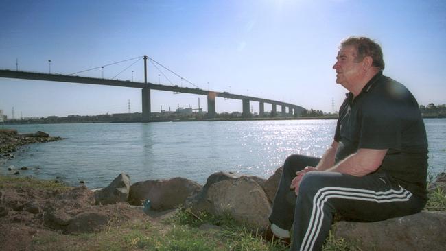 West Gate Bridge (Westgate Bridge) collapse survivor Bob Setka, John’s father, remembers the collapse in 2003 and how lucky he was to live through it.