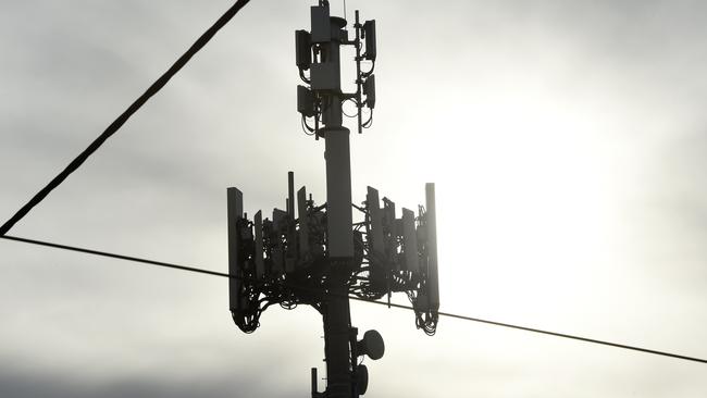 MELBOURNE, AUSTRALIA - NewsWire Photos MAY 25, 2022: Generic telecommunications images. A mobile phone tower in Melbourne. Picture: NCA NewsWire / Andrew Henshaw