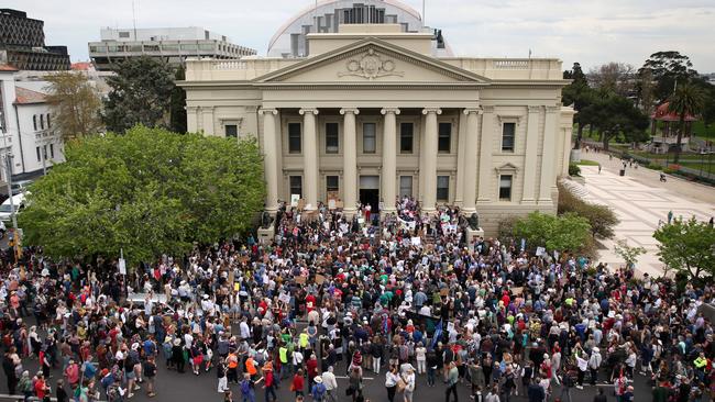 Crowds on the steps of Geelong’s City Hall. Picture: Alison Wynd