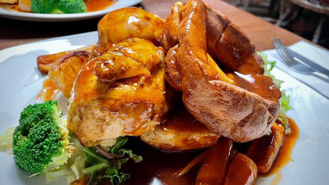 15. They call lunch 'dinner'Baffling. Utterly baffling. 
