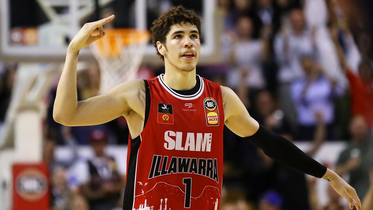 LaMelo Ball Shows Off Playmaking, but Illawarra Hawks Fall to