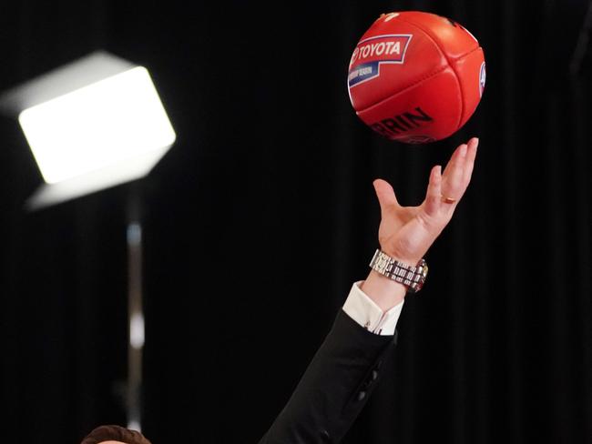 Tom Mitchell of the Hawks (Right) and Jack Viney of the Demons are seen at the 2019 Brownlow Medal ceremony at the Crown Palladium in Melbourne, Monday, September 23, 2019. The Brownlow medal is awarded to the the AFL's best and fairest player.  (AAP Image/Michael Dodge) NO ARCHIVING, EDITORIAL USE ONLY