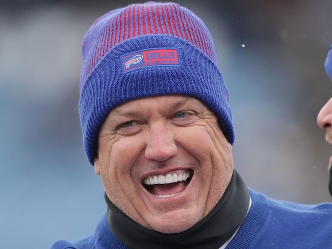 ORCHARD PARK, NY - DECEMBER 11: Head coach Rex Ryan of the Buffalo Bills gets ready before the game against the Pittsburgh Steelers at New Era Field on December 11, 2016 in Orchard Park, New York. Brett Carlsen/Getty Images/AFP == FOR NEWSPAPERS, INTERNET, TELCOS & TELEVISION USE ONLY ==