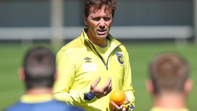 Mariners coach Mike Mulvey is searching for a winning formula. Picture: Getty Images 