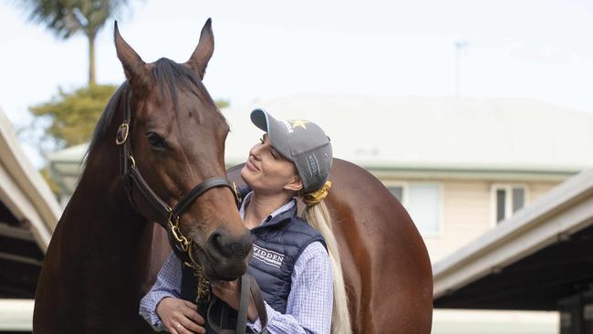 Travelling foreman Sarah Rutten has cared for Sunlight during her time with trainer Tony McEvoy. Picture: Russell Shakespeare