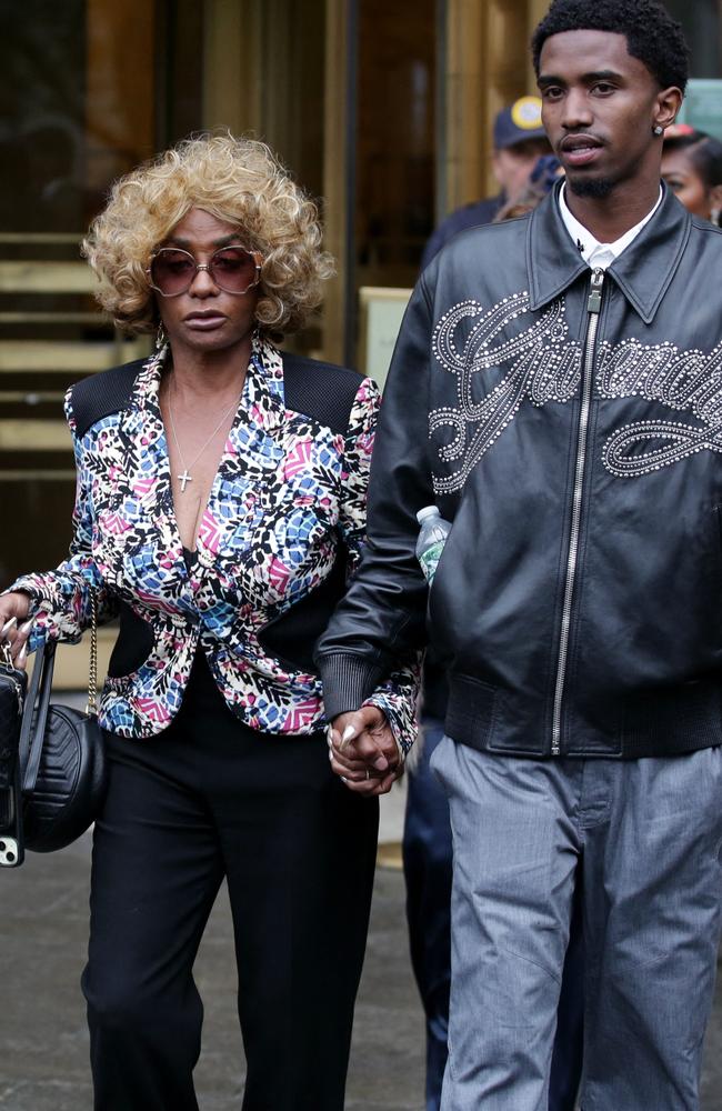 Janice Combs (L), mother of Sean 