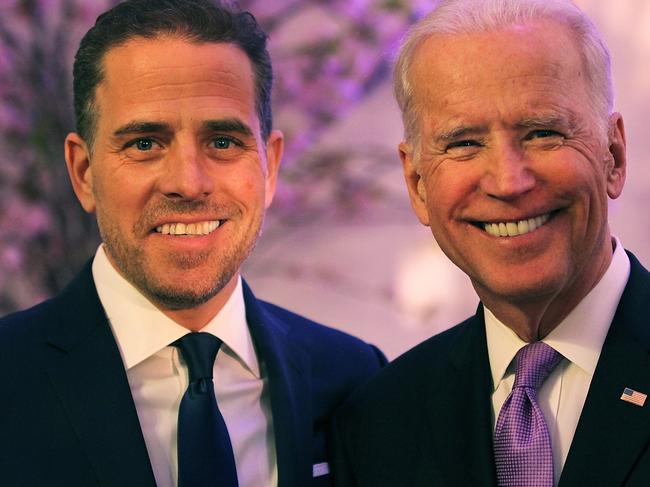 WASHINGTON, DC - APRIL 12: World Food Program USA Board Chairman Hunter Biden (L) and U.S. Vice President Joe Biden attend the World Food Program USA's Annual McGovern-Dole Leadership Award Ceremony at Organization of American States on April 12, 2016 in Washington, DC.  (Photo by Teresa Kroeger/Getty Images for World Food Program USA)