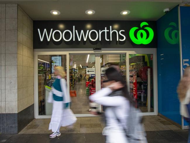 SYDNEY, AUSTRALIA - NCA NewsWire Photos - 23 AUGUST, 2023: Pictured is a Woolworths shop front. Picture: NCA NewsWire / Christian Gilles