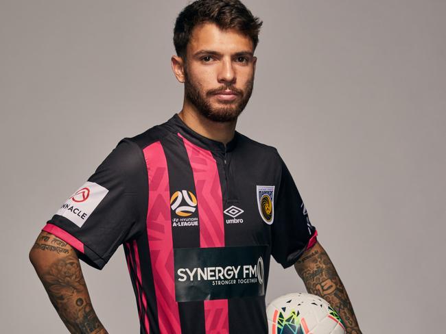 Danny De Silva in the Mariners new strip