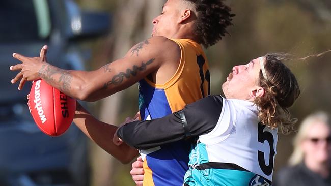 Bendigo FNL, Round 7, Maryborough V Golden Square, at Princes Park, Maryborough, Kya Lanfrancji, 5,  Maryborough Magpies   & Kai Daniels, 11,  Golden Square Bulldogs,   Picture Yuri Kouzmin