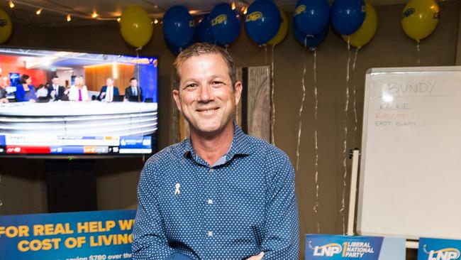 News Sunday Mail, 25.11.2017, Bundaberg Election, Candidate David Batt at the rowers on the river waiting for the election result. Photo Paul Beutel