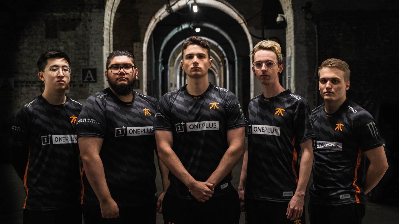 Team Fnatic members Daniel “Lusty” Chen, Matthew “Acez” McHenry, Jake “Virtue” Grannan, Ethan “RizRaz” Wombwell, Etienne “Magnet” Rousseau and (not pictured) Daniel “Neophyter” An represented Australia at the 2019 Six Invitational in Montreal, Canada. 