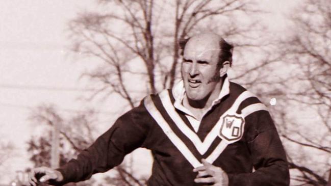 TV Ted Ellery, during Western Division’s game against Orange in 1974.