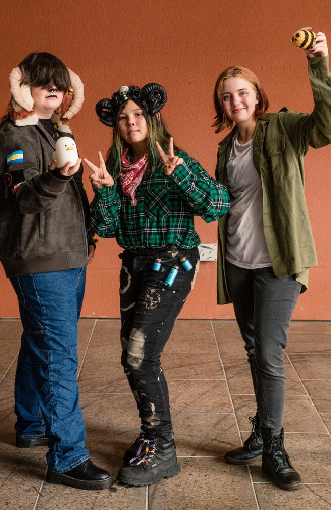 All three dressed as Hamiso Tabuai-Fidow from Dream SMP, Roe Kern, Niqi Stanford and Matilda Laredo at TROPiCON at the Darwin Entertainment Center Picture: Glenn Campbell