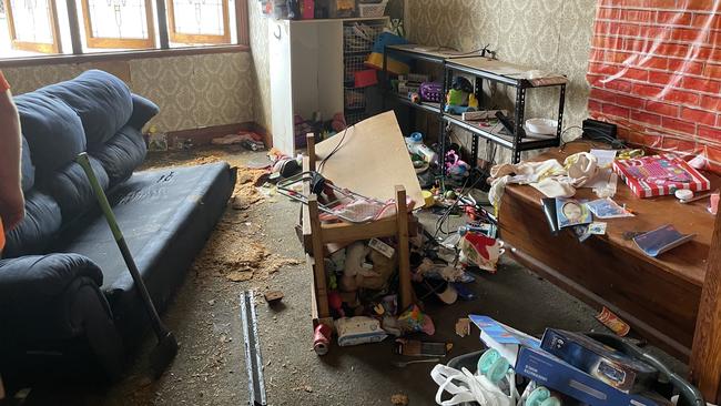 Sammarra Gerrey‘s living room has been destroyed by flood water.