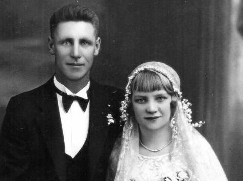 1890s wedding dress