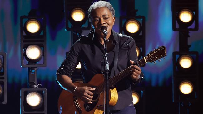 Tracy Chapman performs ‘Fast Car’ onstage during the 66th Grammy Awards. Picture: Kevin Winter/Getty Images