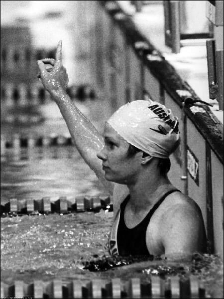 Tracey Wickham salutes the crowd after Commonwealth Games victory.