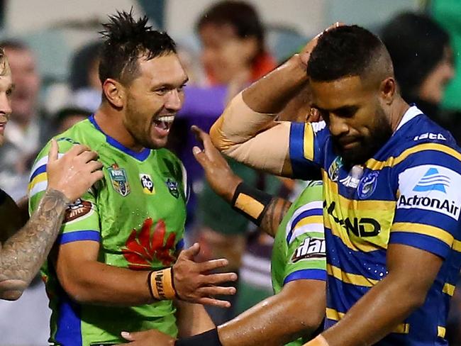 CANBERRA, AUSTRALIA - APRIL 14: Jordan Rapana of the Raiders celebrates scoring a try with tem mates during the round six NRL match between the Canberra Raiders and the Parramatta Eels at GIO Stadium on April 14, 2018 in Canberra, Australia.  (Photo by Mark Nolan/Getty Images)