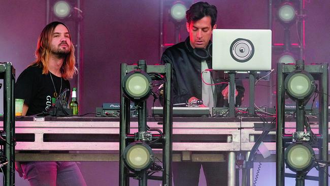 Kevin Parker and Mark Ronson on stage in New York, 2017. Picture: Matthew Eisman/WireImage/Getty Images